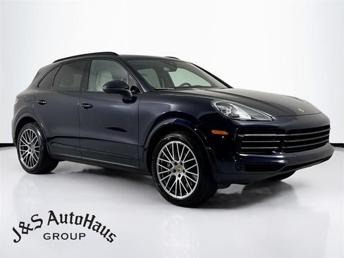 Used 2023 Porsche Cayenne Platinum Edition AWD/4WD image 1