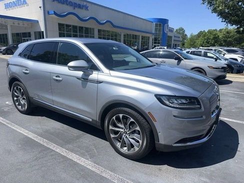 Used 2023 Lincoln Nautilus Reserve w/ Equipment Group 201A AWD/4WD image 7