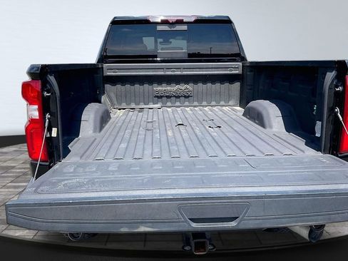 Used 2021 Chevrolet Silverado 2500 High Country w/ Z71 Off-Road Package AWD/4WD image 18