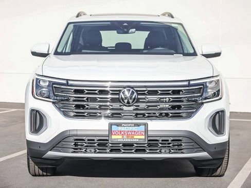 New 2026 Volkswagen Atlas SE image 2