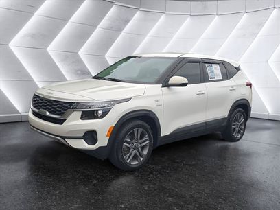Used 2023 Kia Seltos LX