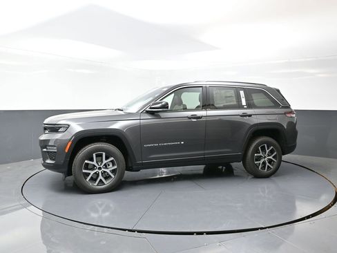 New 2025 Jeep Grand Cherokee Limited w/ Luxury Tech Group II image 10