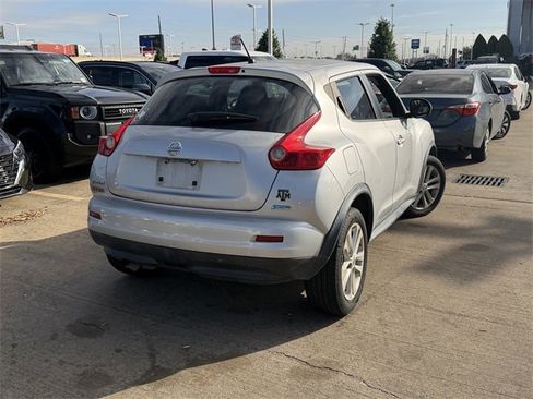 Used 2013 Nissan Juke S image 5