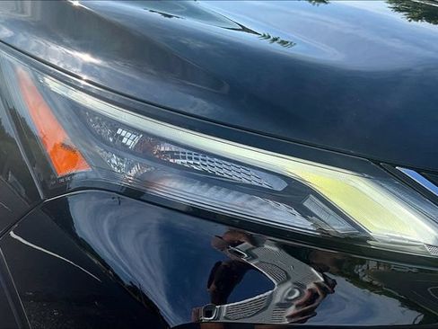 Used 2022 Nissan Rogue SV AWD/4WD image 31