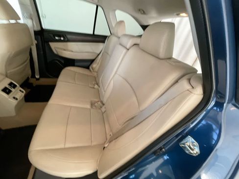 Used 2019 Subaru Outback 3.6R Limited image 22