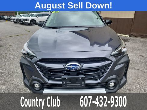 Used 2025 Subaru Outback Limited AWD/4WD image 3