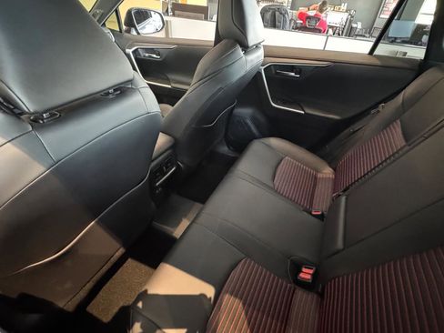 New 2025 Toyota RAV4 SE image 11