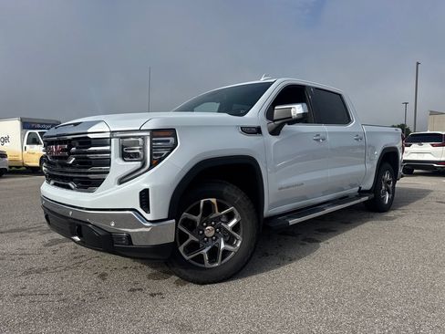 New 2026 GMC Sierra 1500 SLT w/ SLT Premium Plus Package AWD/4WD image 1