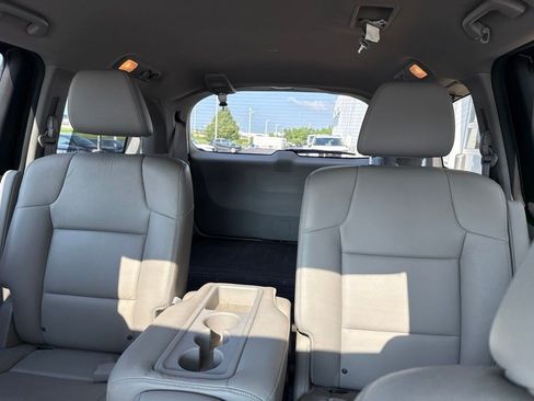 Used 2015 Honda Odyssey Touring image 13