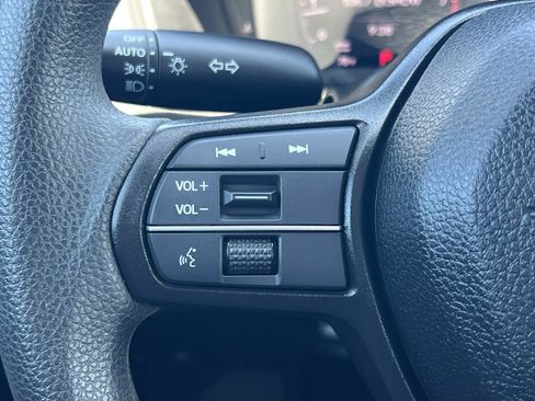 Certified 2025 Honda Accord SE image 9