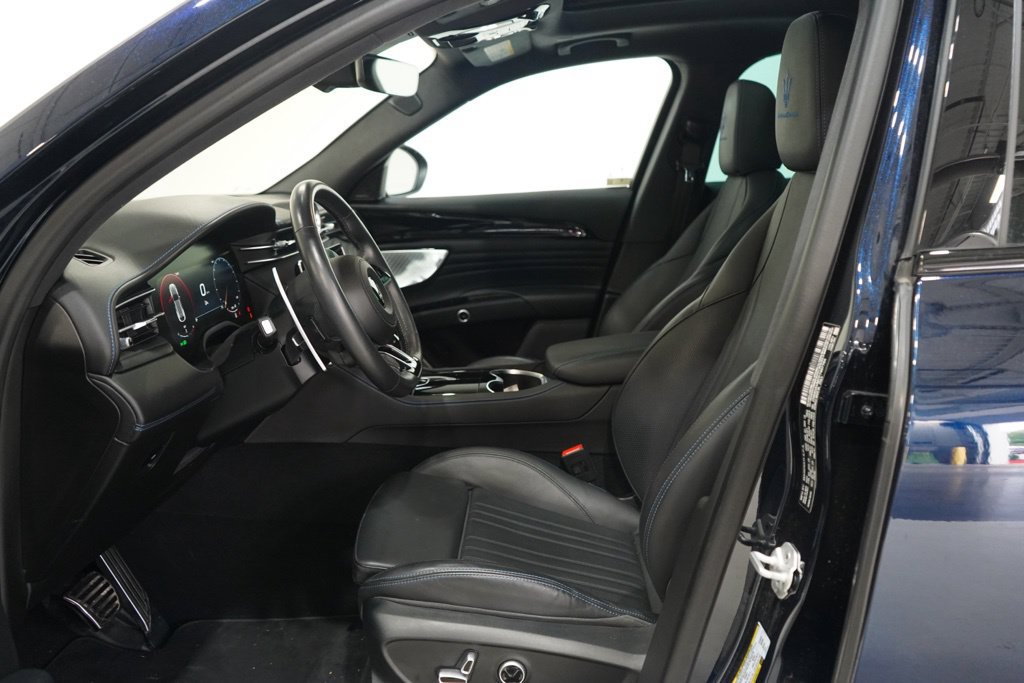 Used 2023 Maserati Grecale Modena AWD/4WD image 14