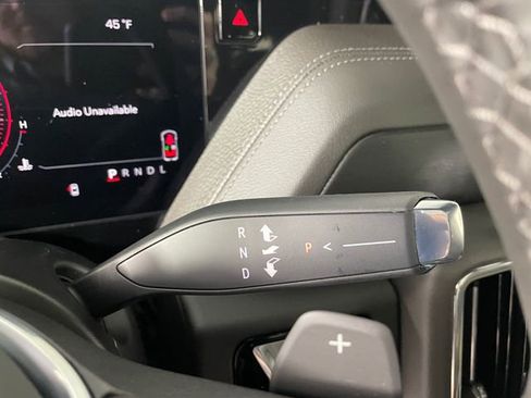 New 2026 GMC Yukon XL Denali w/ Advanced Technology Package image 9