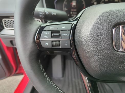 Used 2025 Honda Civic Sport image 23