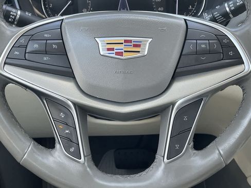 Used 2024 Cadillac XT5 Premium Luxury AWD/4WD image 10