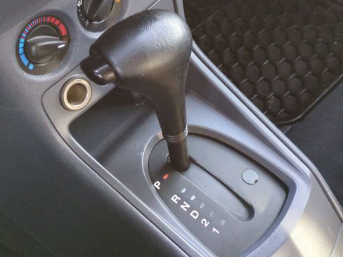 Used 2011 Ford Transit Connect XLT image 30