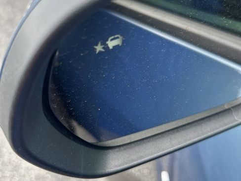 Used 2025 Chevrolet Equinox LT w/ Convenience Package II image 26