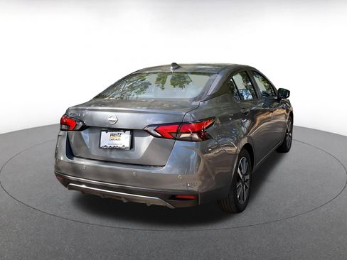 Used 2025 Nissan Versa SV image 7