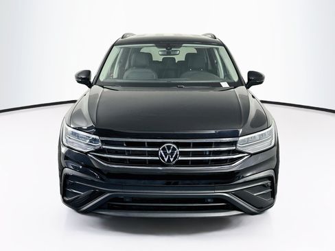 Used 2023 Volkswagen Tiguan S FWD image 2