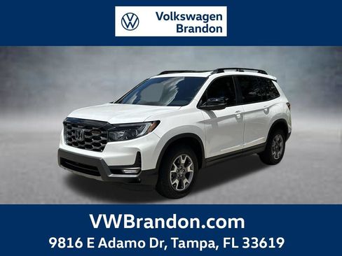 Used 2023 Honda Passport TrailSport image 1