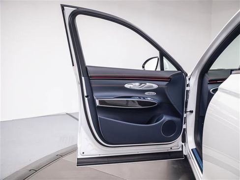 New 2026 Genesis GV70 3.5T Sport Prestige image 29