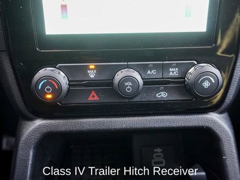 Used 2025 Ford Ranger XLT w/ FX4 Off-Road Package image 15