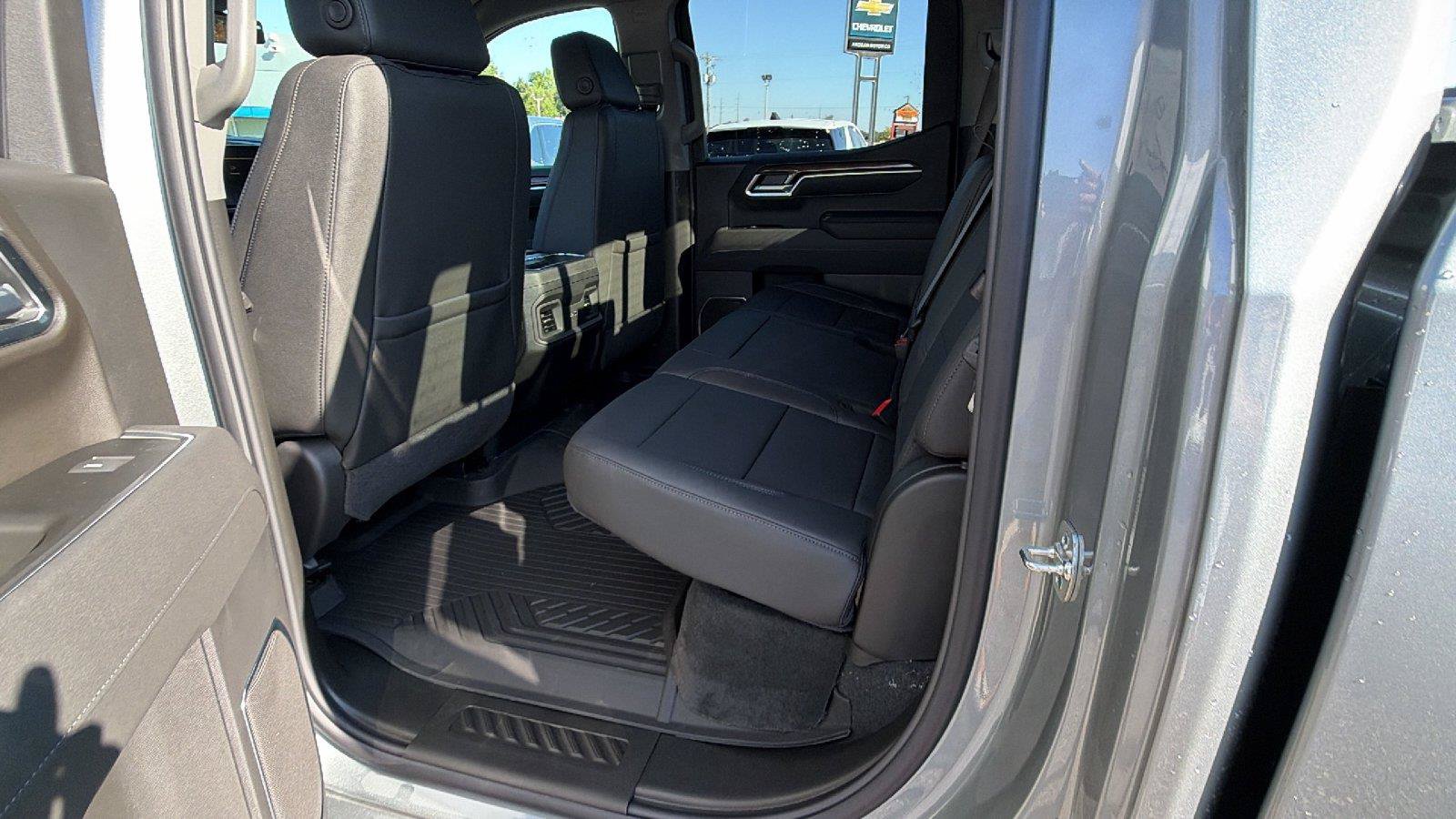 New 2026 Chevrolet Silverado 1500 RST AWD/4WD image 19