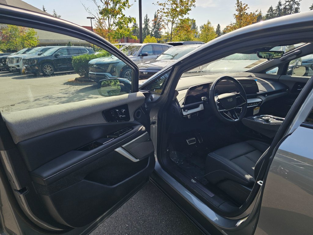 New 2027 Cadillac Optiq Sport AWD/4WD image 23