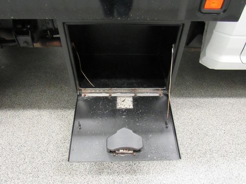 Used 2022 RAM 3500 Tradesman image 19