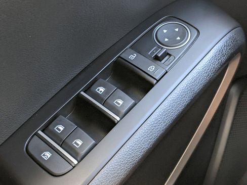 Certified 2023 Kia Soul LX image 16