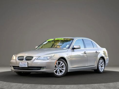 Used 2010 BMW 535i Sedan image 1