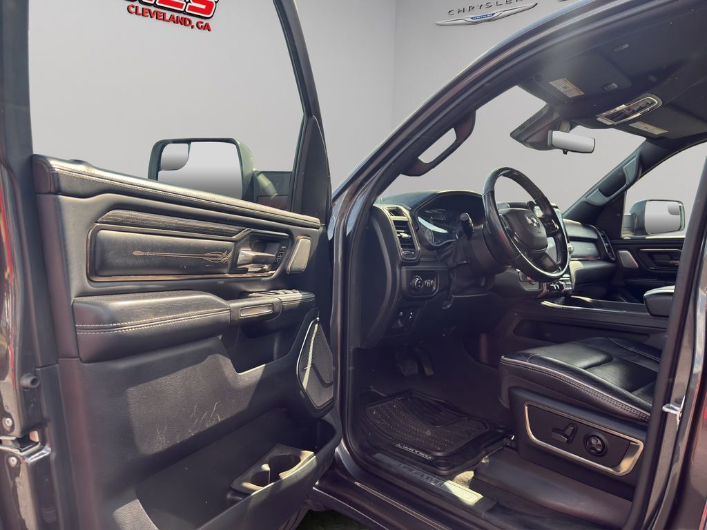 Used 2021 RAM 1500 Limited w/ Night Edition AWD/4WD image 5