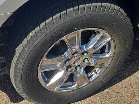 Used 2018 Ford F150 XLT image 14