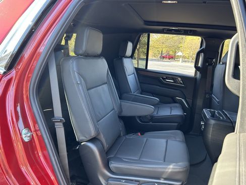 New 2026 GMC Yukon Denali w/ Sun & Power Step Package image 47