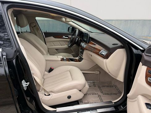 Used 2015 Mercedes-Benz CLS 400 image 13