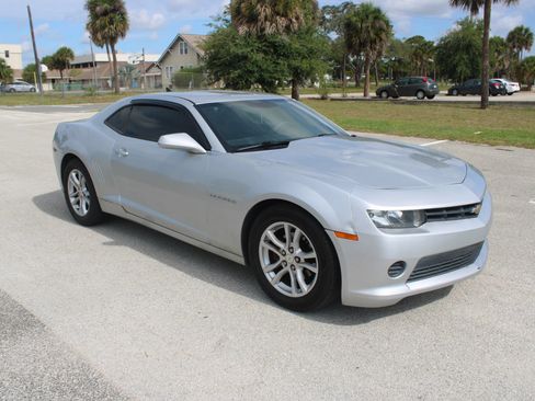 Used 2015 Chevrolet Camaro LS RWD image 19