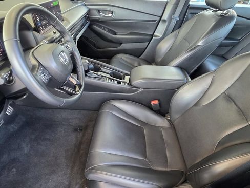 Used 2024 Honda Accord Sport image 7