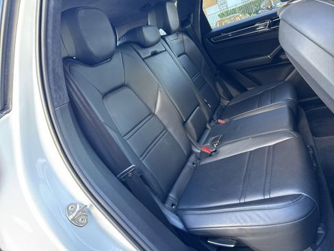Used 2021 Porsche Cayenne GTS image 15