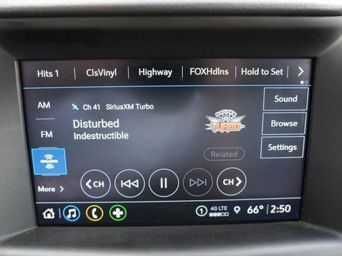 Used 2023 GMC Terrain SLT w/ Tech Package image 23