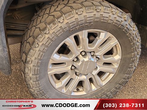 Used 2022 GMC Sierra 2500 SLT w/ SLT Premium Package AWD/4WD image 6