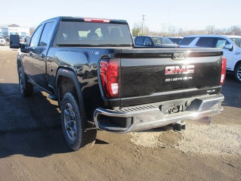 New 2026 GMC Sierra 3500 SLE w/ SLE Value Package image 9