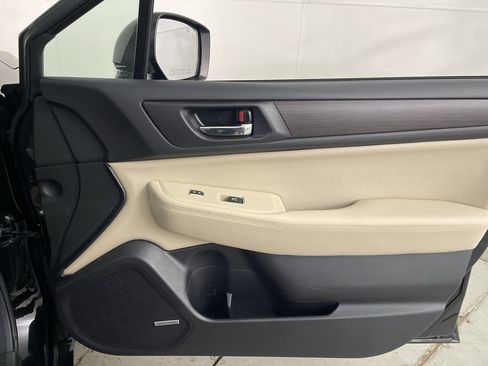 Used 2016 Subaru Legacy 2.5i Limited image 24