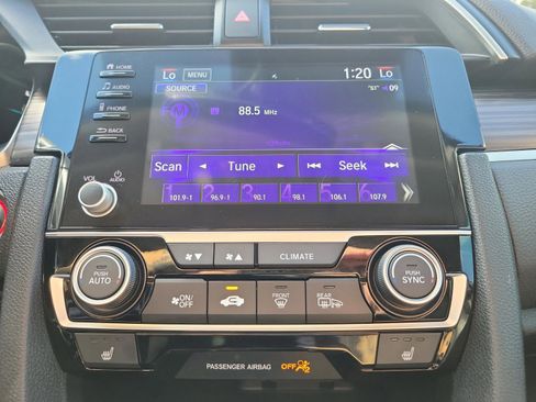 Certified 2021 Honda Civic EX-L image 30