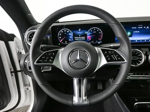 New 2026 Mercedes-Benz CLA 250 4MATIC image 2
