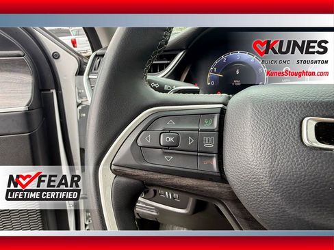 Used 2023 Jeep Grand Cherokee Limited AWD/4WD image 31