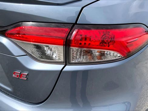 Used 2020 Toyota Corolla SE FWD image 30