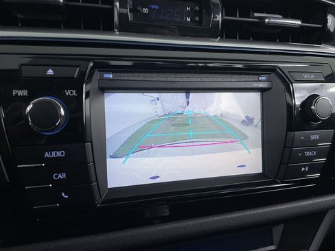 Used 2015 Toyota Corolla S FWD image 15