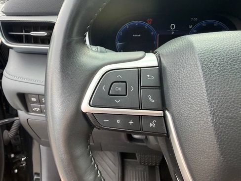 Used 2023 Toyota Highlander Platinum AWD/4WD image 28