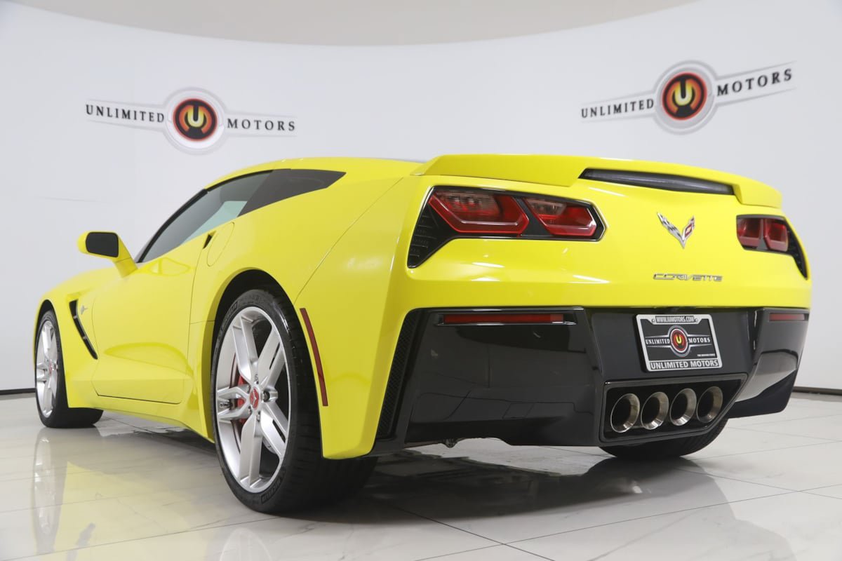 Used 2016 Chevrolet Corvette Stingray Coupe RWD image 33