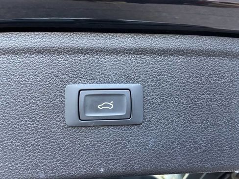 Certified 2023 Audi Q5 2.0T Premium image 33