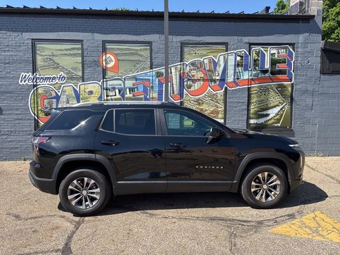 Used 2025 Chevrolet Equinox LT w/ Convenience Package II AWD/4WD image 31